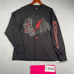 Chicago Blackhawks Long Sleeve Shirt Medium Majestic Graphic Print Logo NHL